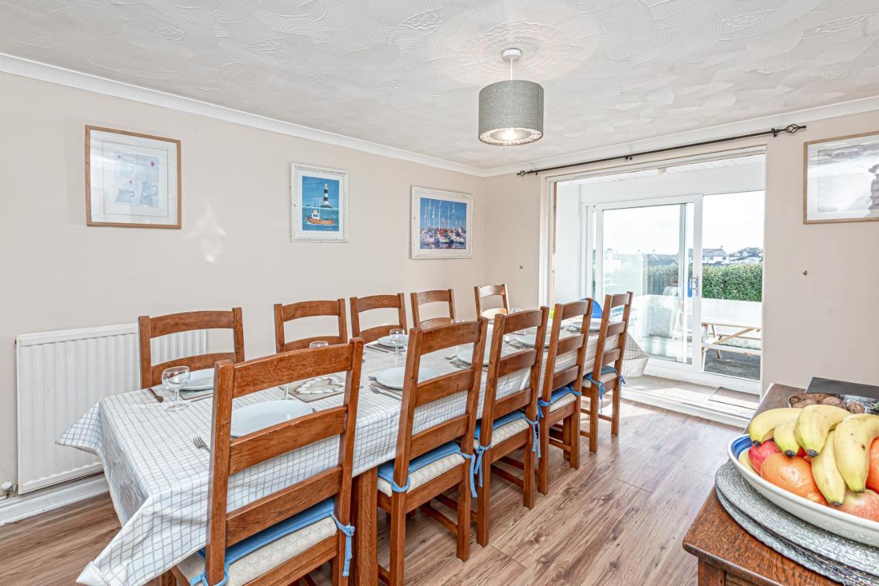 Trearddur Bay - Home With A View And Hot Tub - Sleeps 10 外观 照片