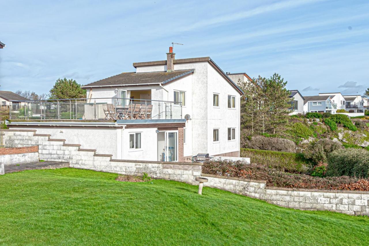 Trearddur Bay - Home With A View And Hot Tub - Sleeps 10 外观 照片